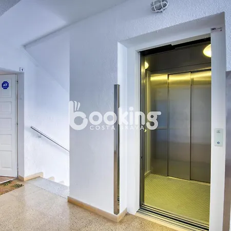 Onades Apartment