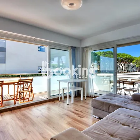 Onades Apartment
