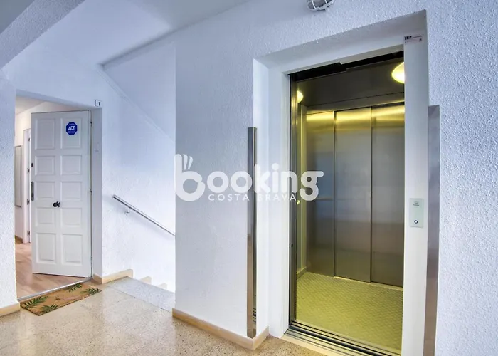 Onades Apartment